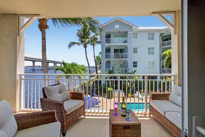 275 NW Flagler Avenue, Unit #204, Stuart, FL 34994 - Photo 28