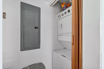 275 NW Flagler Avenue, Unit #204, Stuart, FL 34994 - Photo 16