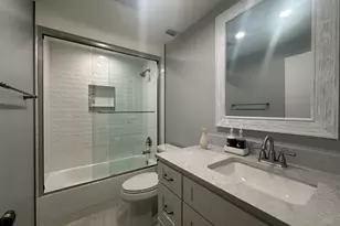 305 Club Dr, Palm Beach Gardens, FL 33418 - Photo 10