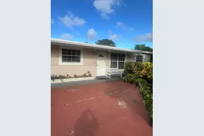 916 Caroline Avenue, West Palm Beach, FL 33413 - Photo 1