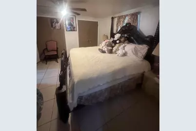 916 Caroline Avenue, West Palm Beach, FL 33413 - Photo 6