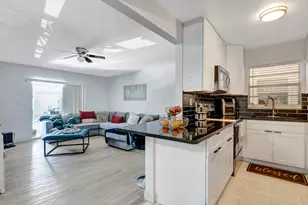1124 NW 13th St, Boca Raton, FL 33486 - Photo 12