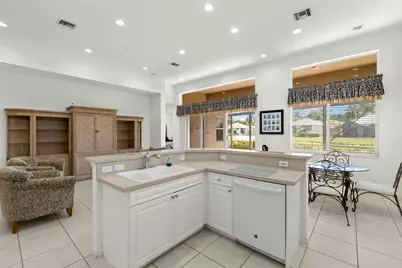 10910 Grande Boulevard W, West Palm Beach, FL 33412 - Photo 10