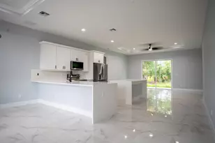 436 NW Dover Ct, Port Saint Lucie, FL 34983 - Photo 6