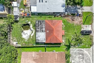 245 NE 11th St, Delray Beach, FL 33444 - Photo 6