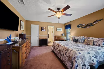 116 Santa Monica Avenue, Royal Palm Beach, FL 33411 - Photo 16
