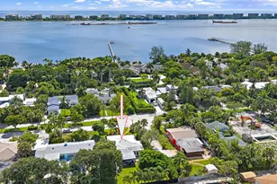 631 S Palmway, Lake Worth Beach, FL 33460 - Photo 1
