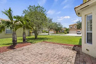 5919 Walnut Park Ln, Fort Pierce, FL 34951 - Photo 6