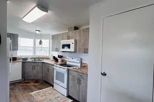 344 Pine Ln, Clewiston, FL 33440 - Photo 8