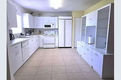 6678 Campanilla, Fort Pierce, FL 34951 - Photo 16