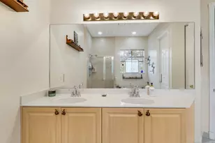 102 Via Emilia, Royal Palm Beach, FL 33411 - Photo 18