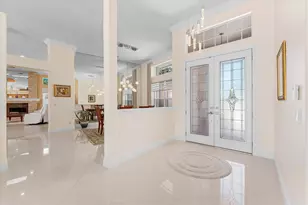 2674 SE Erickson Dr, Port Saint Lucie, FL 34984 - Photo 4