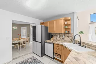 8102 Allspice Dr, Boynton Beach, FL 33472 - Photo 6