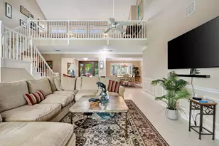 11 Berwick Road NE, Palm Beach Gardens, FL 33418 - Photo 4