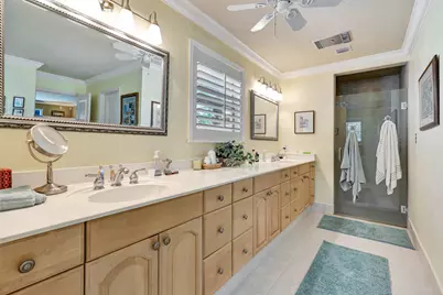 11 Berwick Road NE, Palm Beach Gardens, FL 33418 - Photo 28