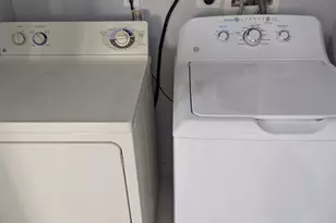 826 Middleton Dr SW, Vero Beach, FL 32962 - Photo 30