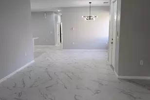 826 Middleton Dr SW, Vero Beach, FL 32962 - Photo 20