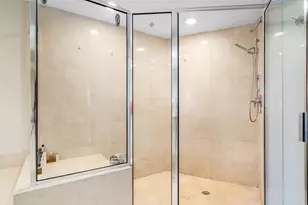 18911 Collins Ave Unit #506 On 5th Floor, Sunny Isles Beach, FL 33160 - Photo 36