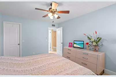 480 Flanders J, Delray Beach, FL 33484 - Photo 16