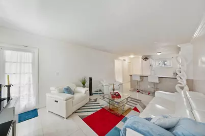 2581 N Garden Drive #206, Lake Worth, FL 33461 - Photo 1