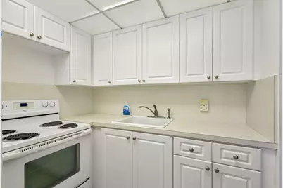 130 Cambridge F, West Palm Beach, FL 33417 - Photo 14