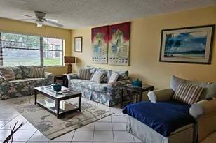 7706 Tahiti Ln, Lake Worth, FL 33467 - Photo 10