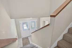 16942 Waterbend Dr, Jupiter, FL 33477 - Photo 2