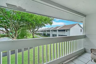 1627 Woodbridge Lakes Cir, West Palm Beach, FL 33406 - Photo 14