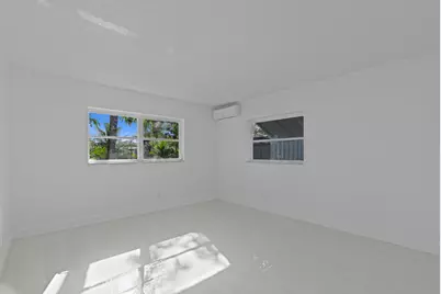 4300 NW 45th Terrace, Lauderdale Lakes, FL 33319 - Photo 12
