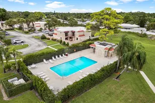 4025 Village Dr, Delray Beach, FL 33445 - Photo 30