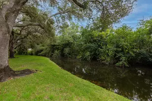 12451 NW 3rd St, Plantation, FL 33325 - Photo 32