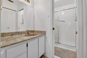7657 Tahiti Ln, Lake Worth, FL 33467 - Photo 12