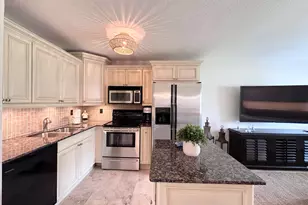 200 Horizons W Unit, Boynton Beach, FL 33435 - Photo 8