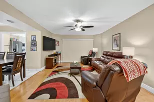 3871 Via Poinciana, Lake Worth, FL 33467 - Photo 6