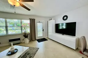 172 Tilford I, Deerfield Beach, FL 33442 - Photo 2