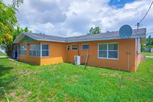 663 20th Pl SW, Vero Beach, FL 32962 - Photo 24