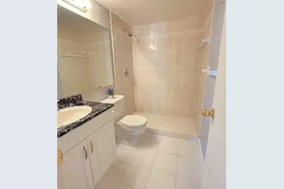 410 Pine Glen Lane, Unit #D2, Greenacres, FL 33463 - Photo 20