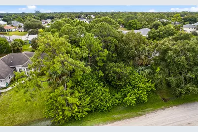 8156 101st Court, Vero Beach, FL 32967 - Photo 8