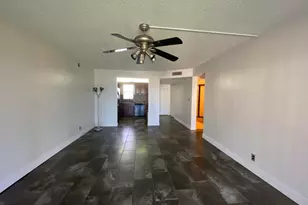9355 SW 8th St, Boca Raton, FL 33428 - Photo 2