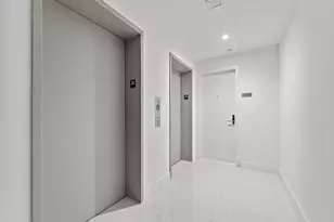 700 NE 24th St, Miami, FL 33137 - Photo 30