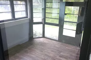 3784 Collinwood Ln, West Palm Beach, FL 33406 - Photo 10