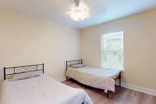 2558 SE Pineland Dr, Port Saint Lucie, FL 34952 - Photo 22