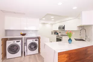 2400 Presidential Way, West Palm Beach, FL 33401 - Photo 4