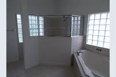 323 NW Sheffield Circle, Port Saint Lucie, FL 34983 - Photo 20
