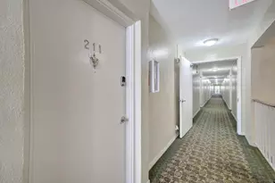 2400 NE 33rd Ave, Fort Lauderdale, FL 33305 - Photo 4