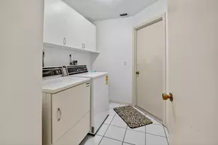 8112 Mimosa Pl, Boynton Beach, FL 33472 - Photo 46