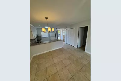 12007 Poinciana Boulevard, Unit #2060, Royal Palm Beach, FL 33411 - Photo 20