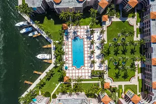 100 SE 5th Ave Unit, Boca Raton, FL 33432 - Photo 40