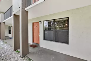 5507 Courtyard Dr, Margate, FL 33063 - Photo 2