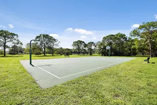 1001 Pinecrest Cir, Jupiter, FL 33458 - Photo 46